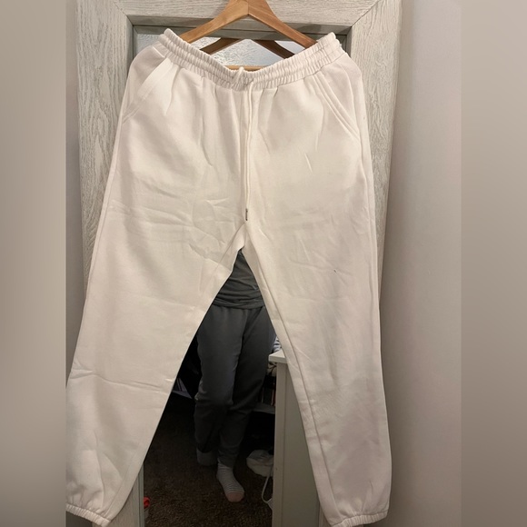 SHEIN sweat suit (comes together) - Picture 3 of 3